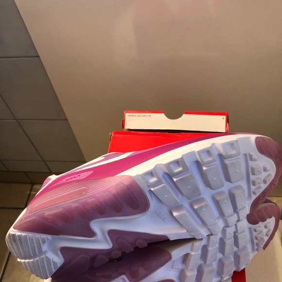 Nike Women’s Air Max 90 Ultra BR. Size 10. BNIB - Picture 6 of 7